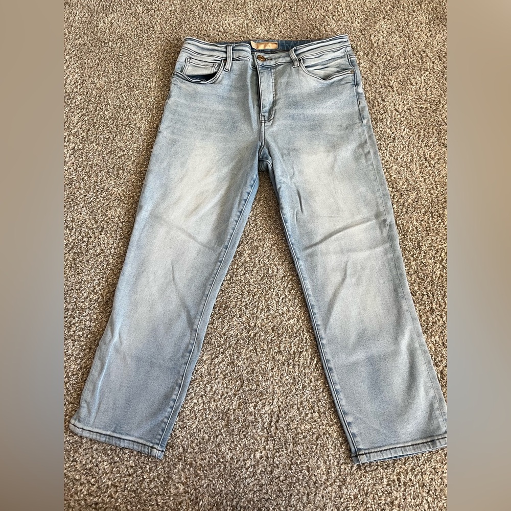 Kut from the Kloth Women’s Light Wash Straight Jeans